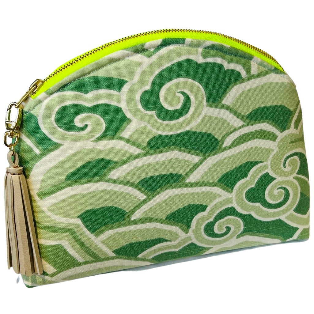Green Wave Performance Pouch
