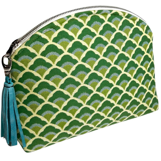 Green Scallop Performance Pouch